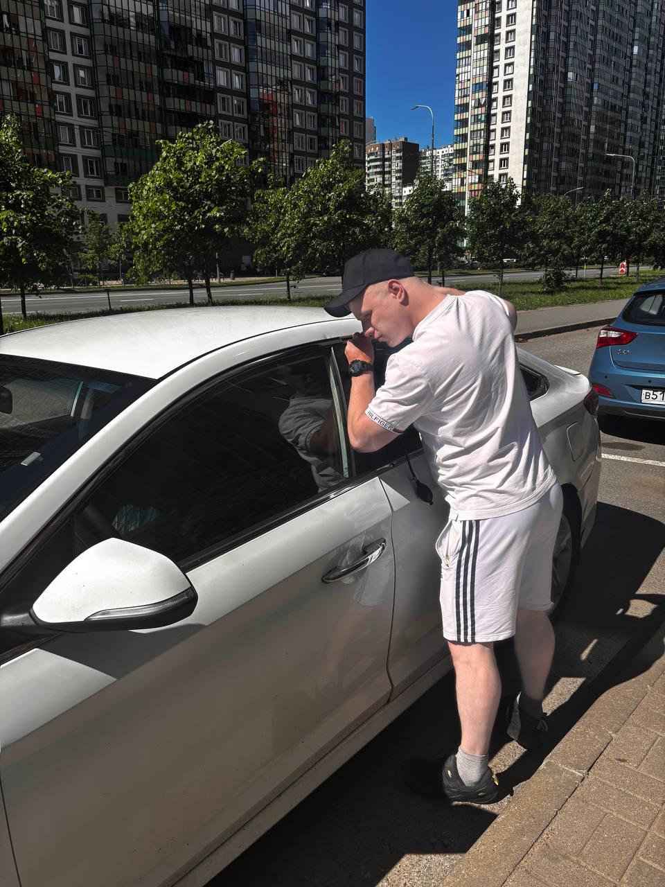 Вскрытие автомобиля без повреждений в Кузьмоловском 